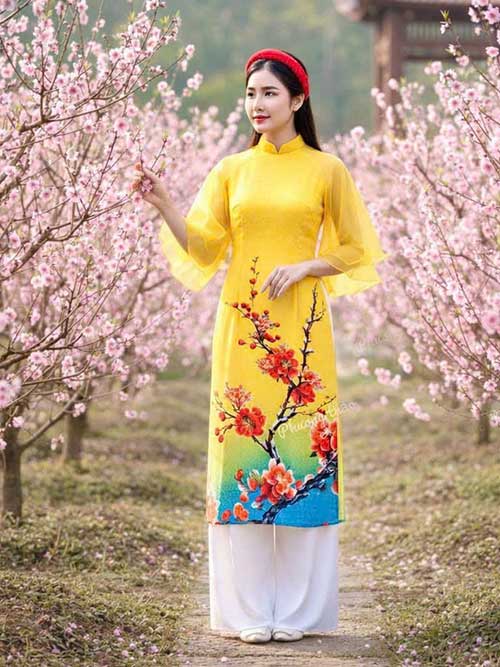 Cách tân hoa đào vàng