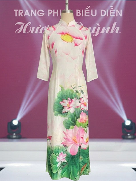 Áo dài trắng hoa sen